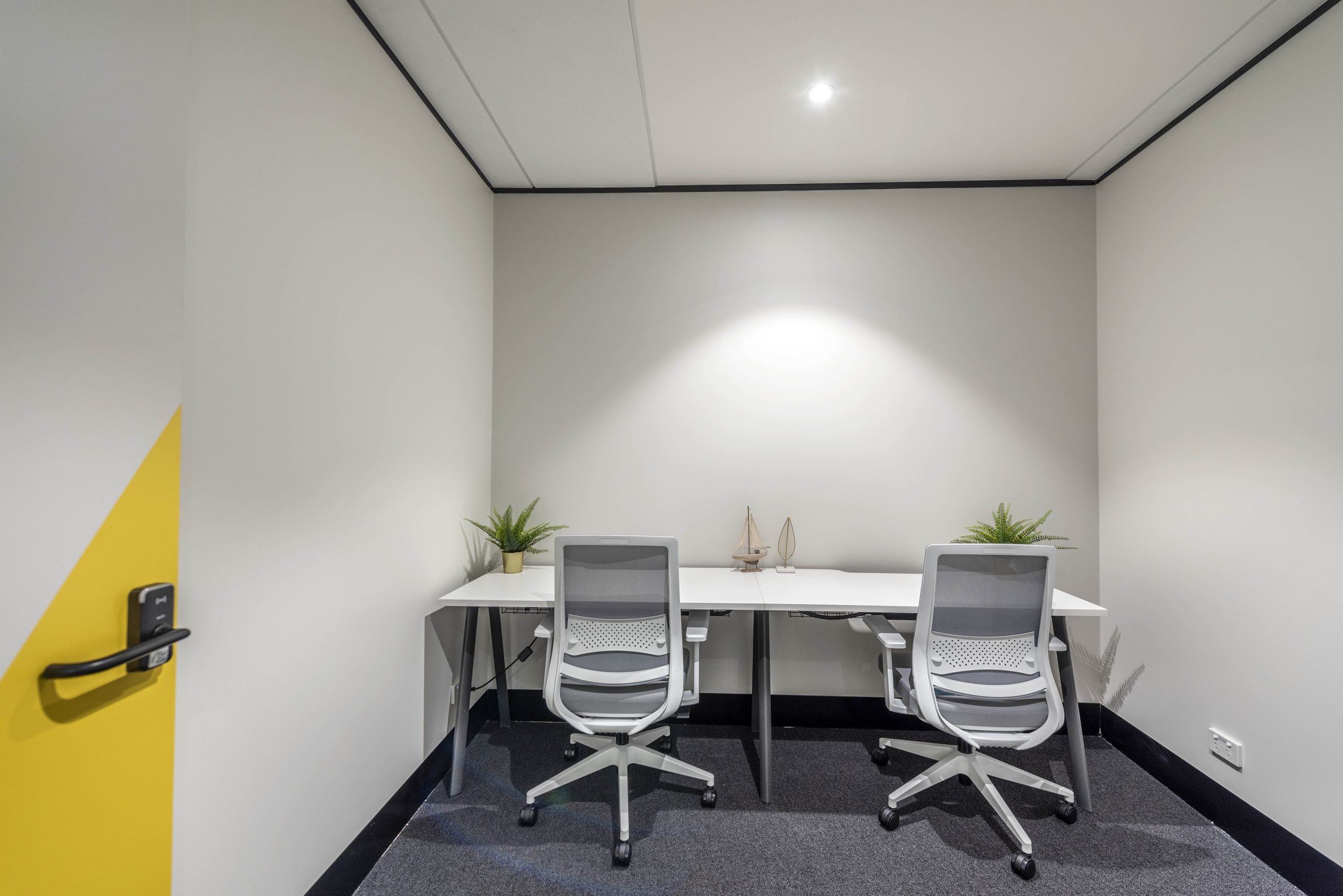 Hot desking & day passes at JAGA